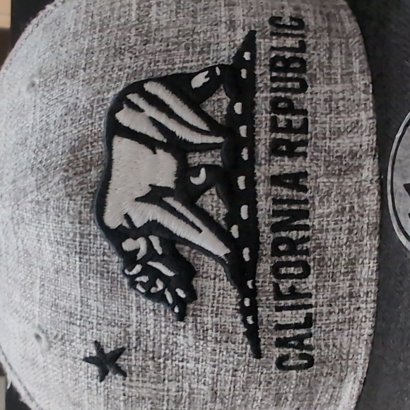 '47 Brand Gray California Republic Flat Bill, Snapback Hat. - Picture 4 of 8